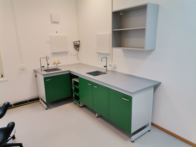 Meble ze stali nierdzewnej